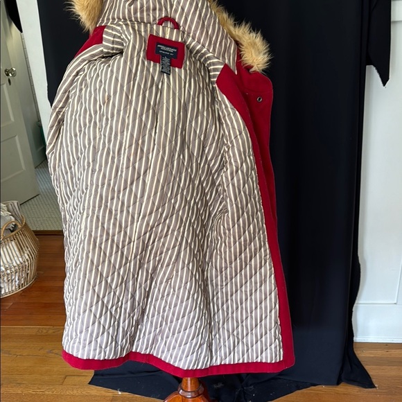 American Eagle Outfitters Wool Blend Women's Red Toggle Coat with Faux Fur Hood - Picture 11 of 12